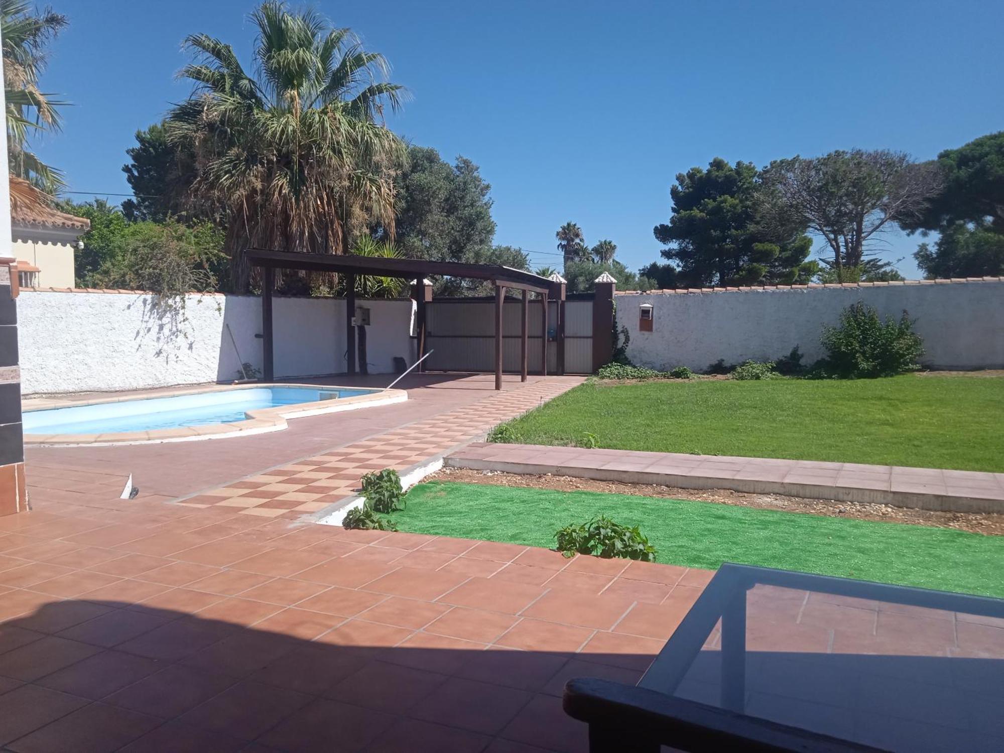 Agradable Chalet Con Piscina Para Escapadas. Chiclana de la Frontera Exterior photo